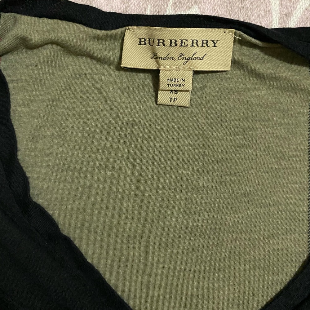 Burberry top - Picture 3 of 3